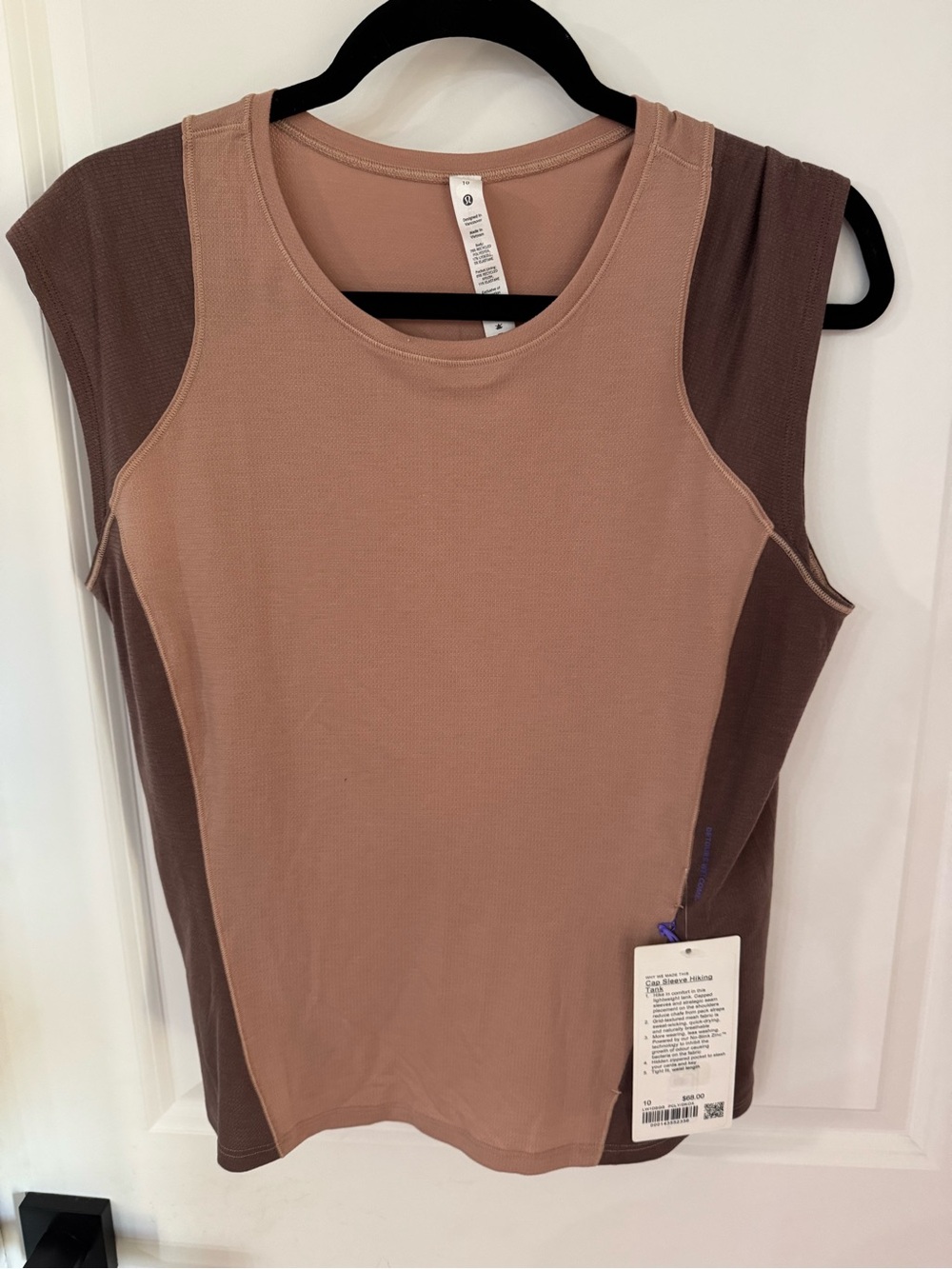 Lululemon Cap-sleeve Hiking tank size 10